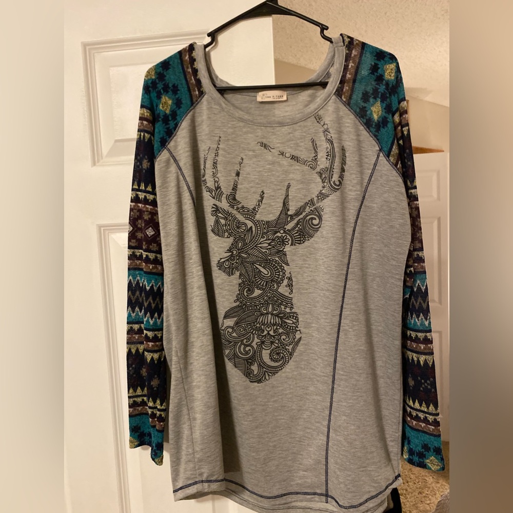 Deer head top- blue multi